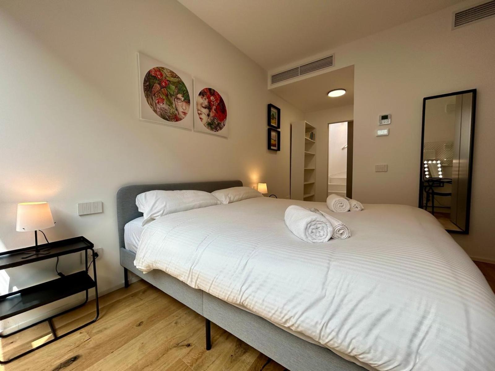 Kibilu Luxury Apt With Terrace, Isola District And Near Garibaldi Station Milano Exterior foto
